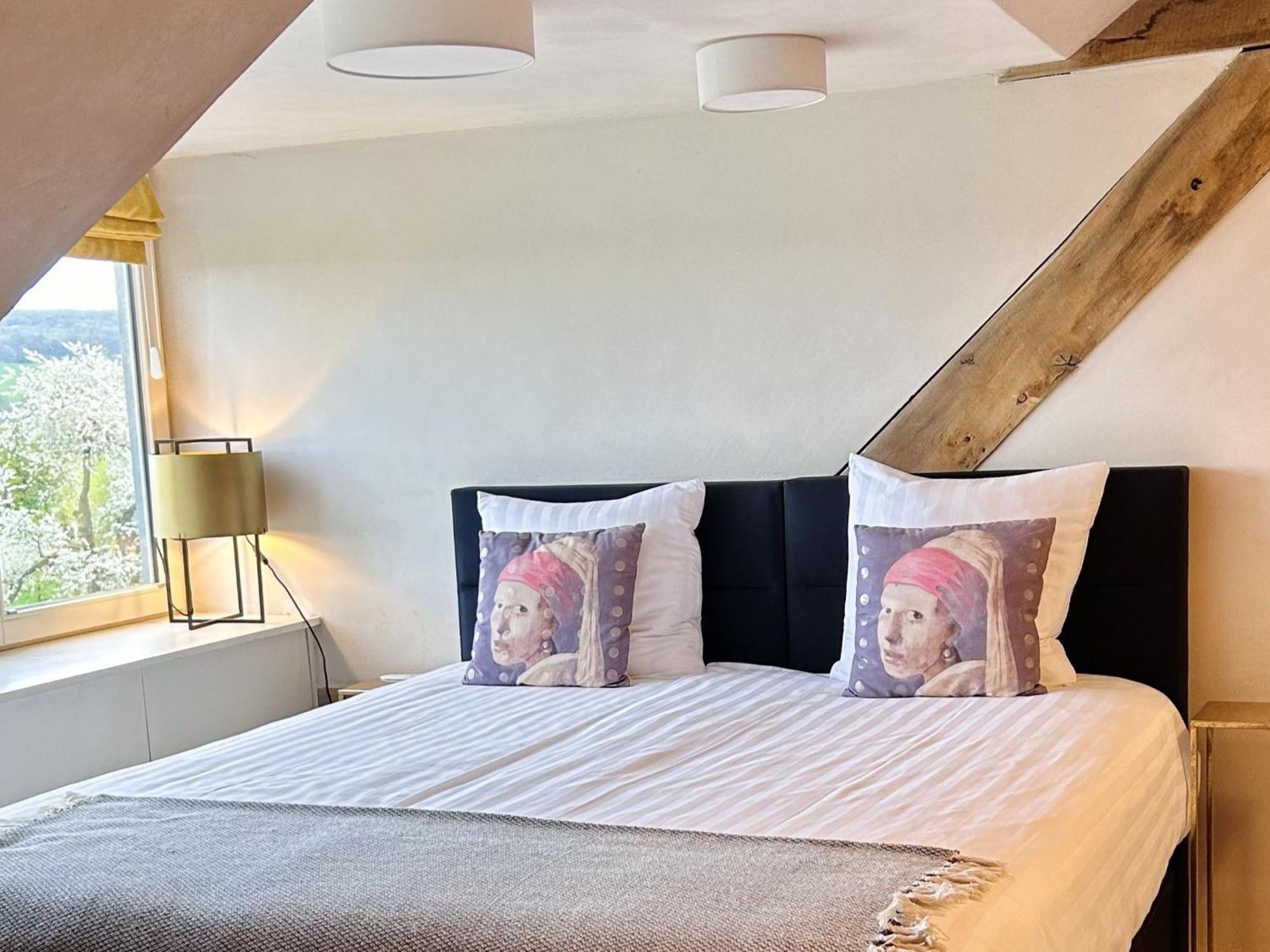 Domein Holset Bruisendwijnhuis