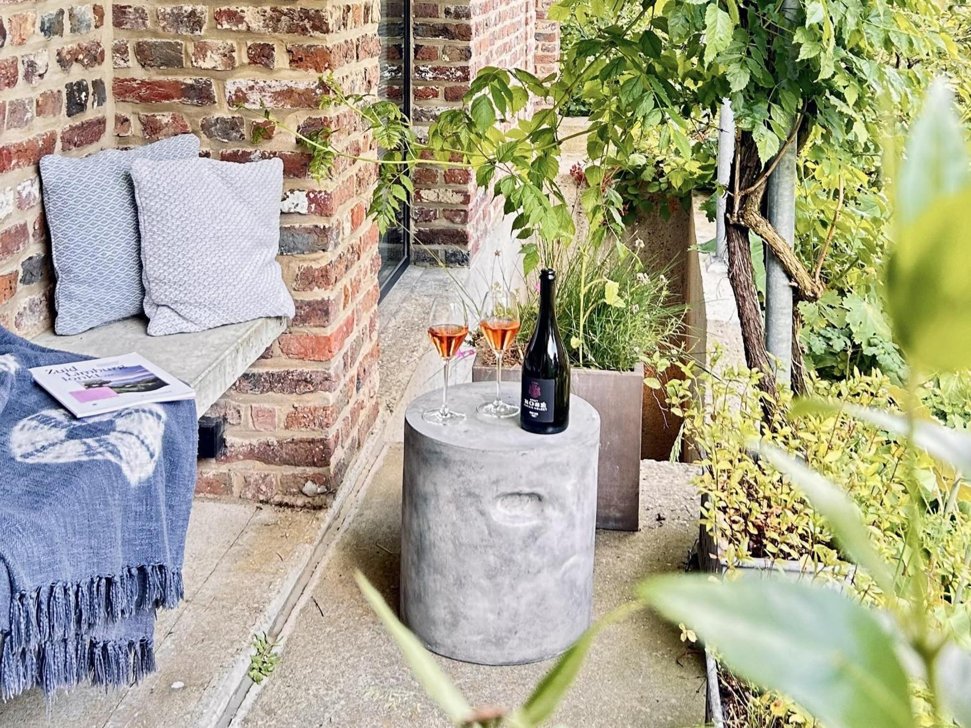 Domein Holset Bruisendwijnhuis Couette-café
